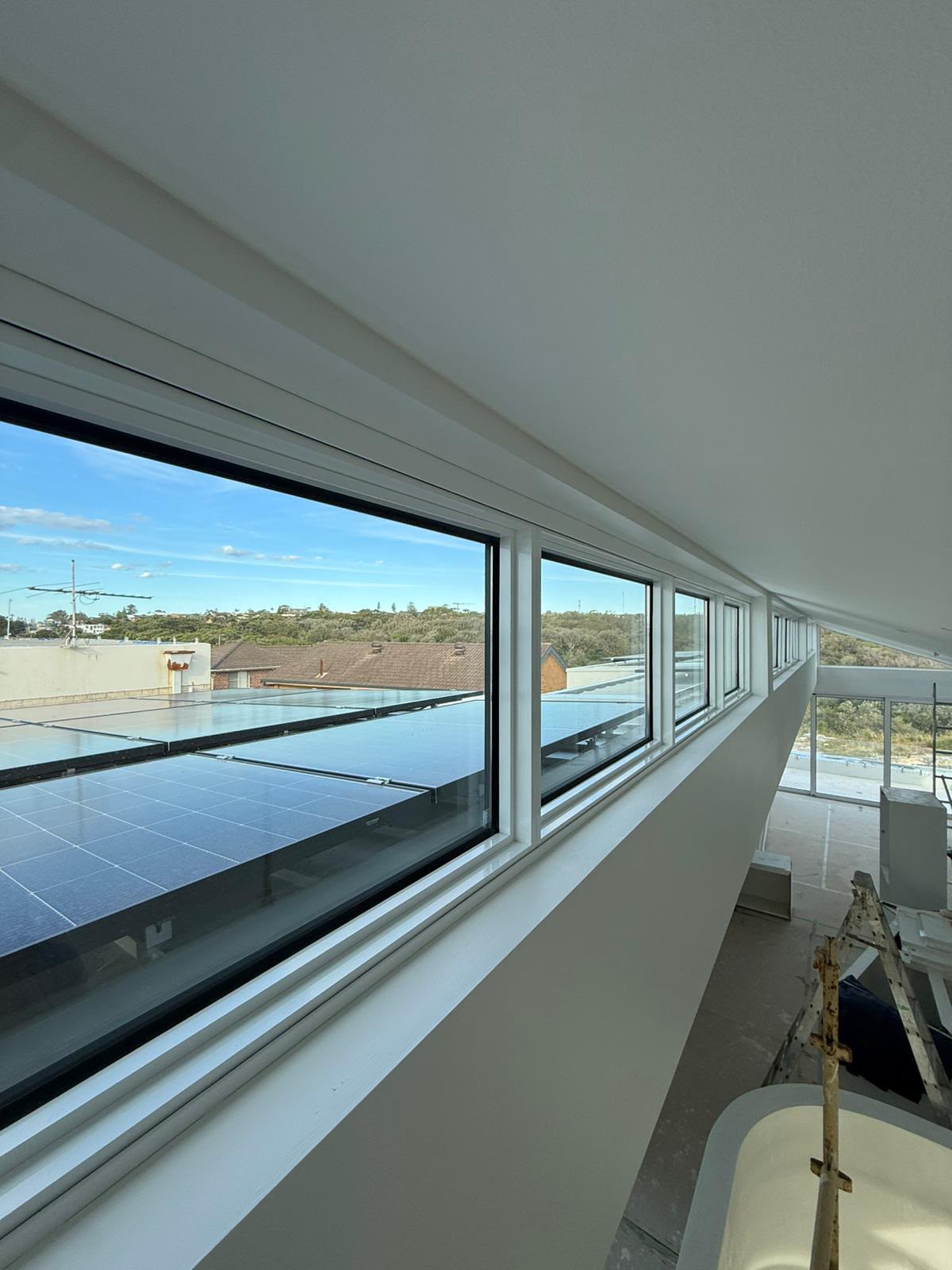 How to Clean Windows Without Streaks